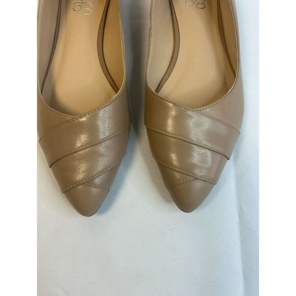 Franco Sarto Hilaria Leather Beige Pointed Toe Narrow Women Size 7 Flats Minimal - Picture 5 of 11